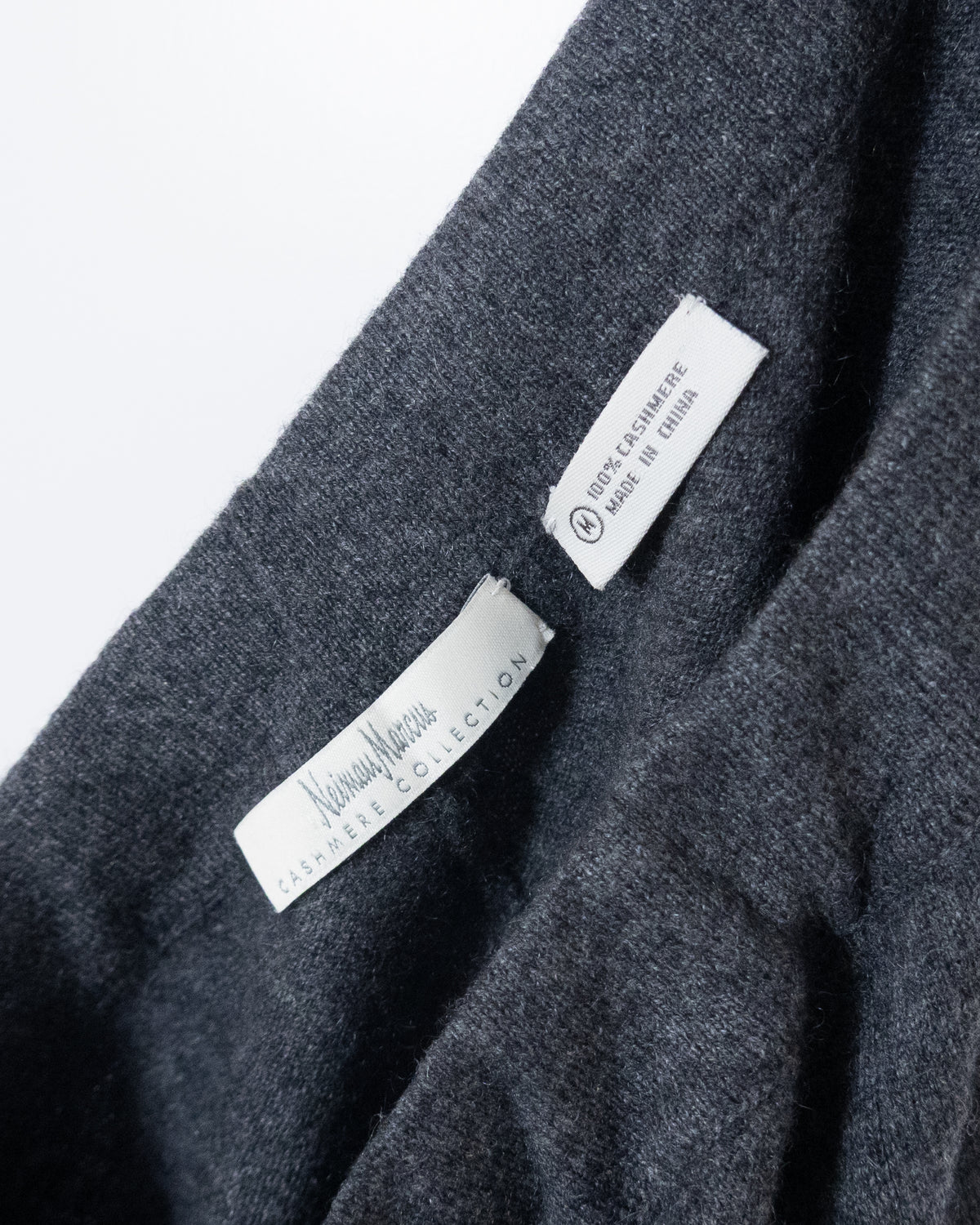 "Neiman Marcus" cashmere knit pants