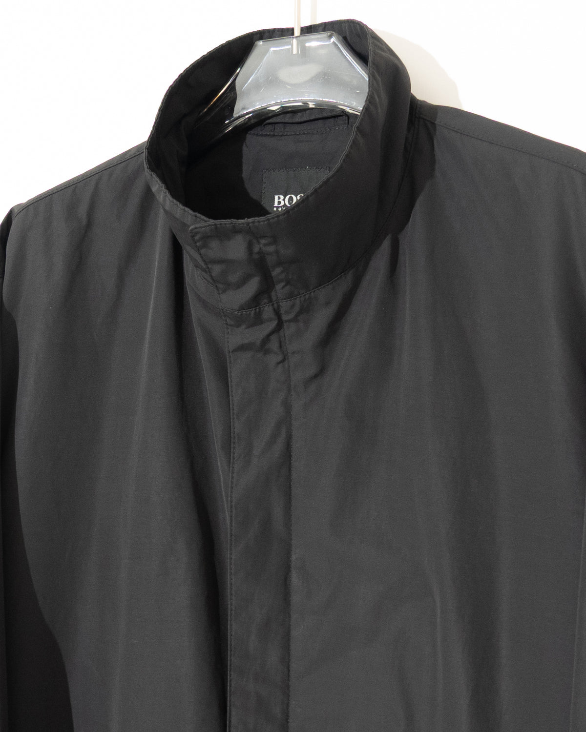 "HUGO BOSS" nylon half coat