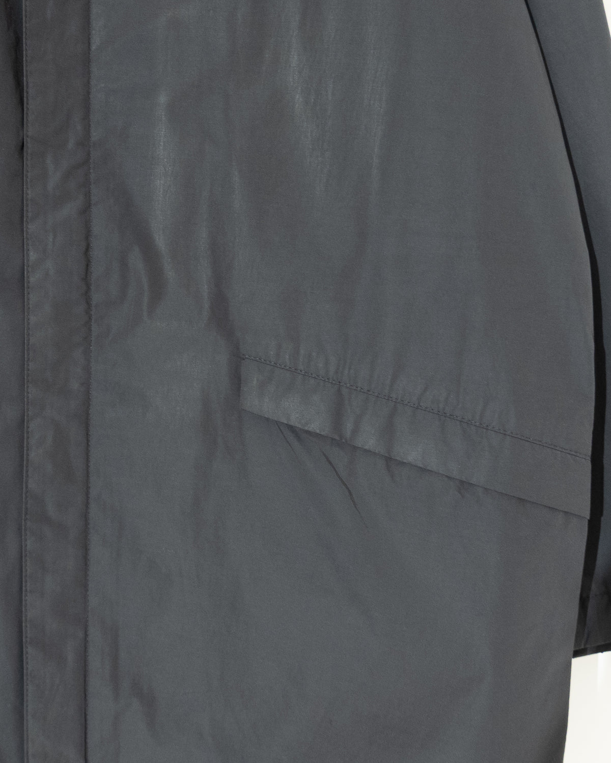 "HUGO BOSS" nylon half coat