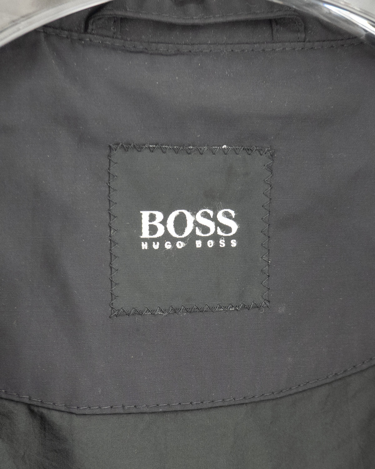 "HUGO BOSS" nylon half coat