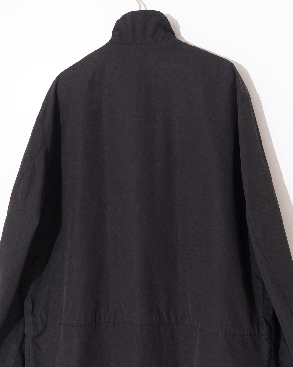 "HUGO BOSS" nylon half coat