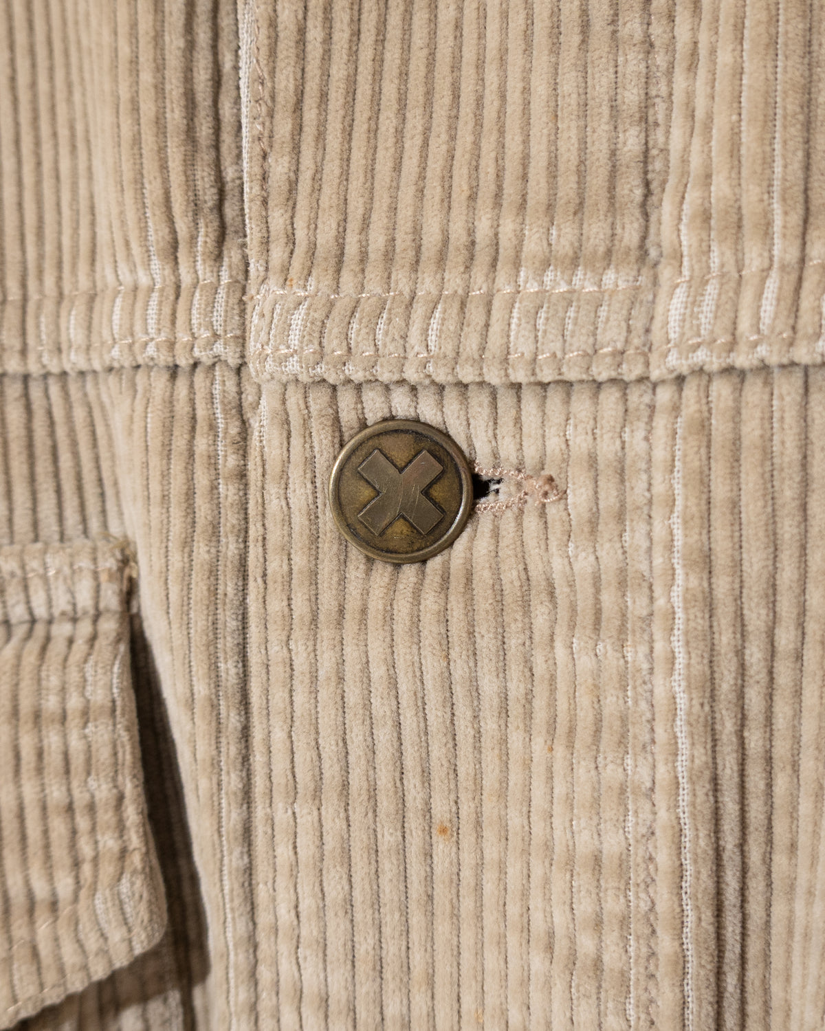 "Dr. Martens" corduroy trucker jacket