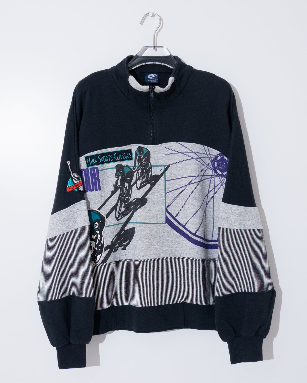 NIKE half-zip sweatshirt