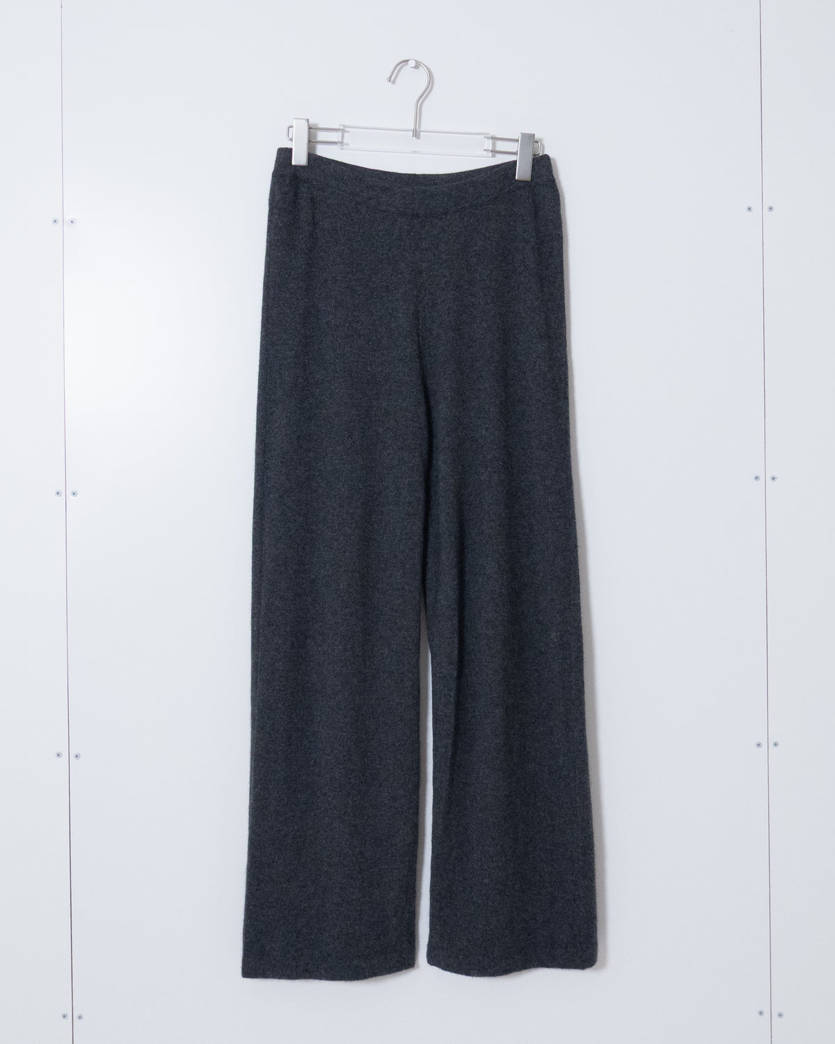 "Neiman Marcus" cashmere knit pants
