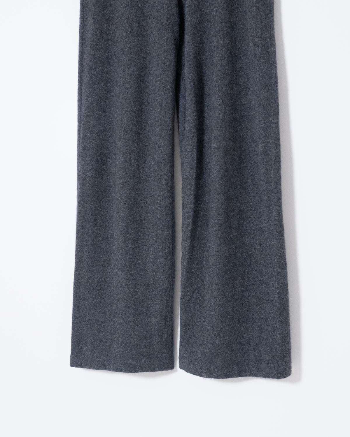 "Neiman Marcus" cashmere knit pants