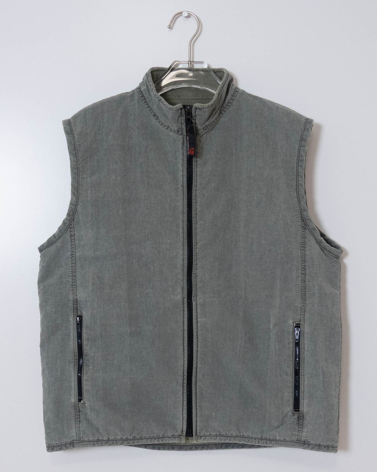 Gramicci good fade nylon vest with fleece