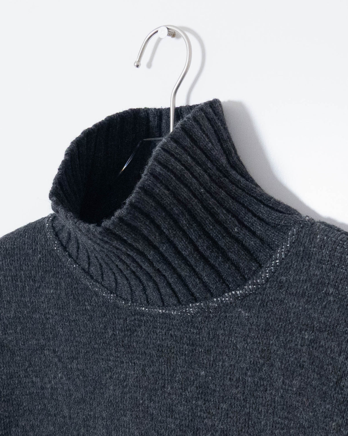 "OXBOW" SKOLPEN high-neck jacquard knit sweater
