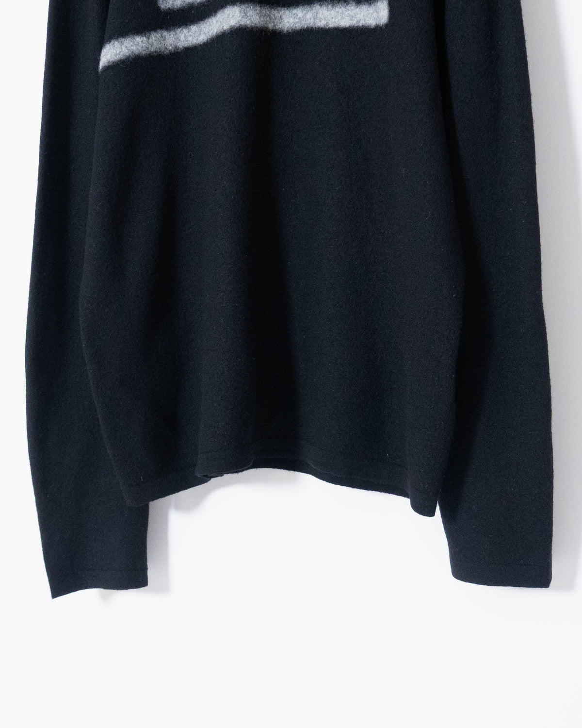 "DKNY" wool knit sweater