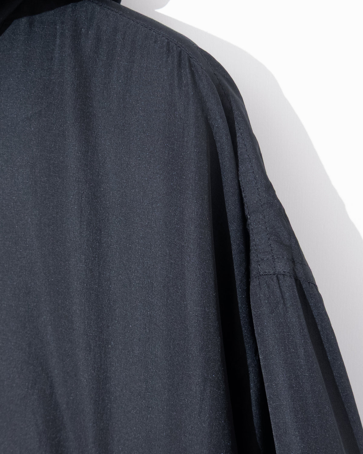 Diagonal zip anorak hoodie